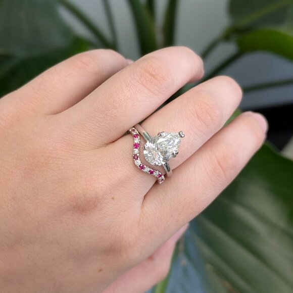 Madagascar Ruby and Natural Diamond Band in 14K Solid Gold - Picture 4 of 8